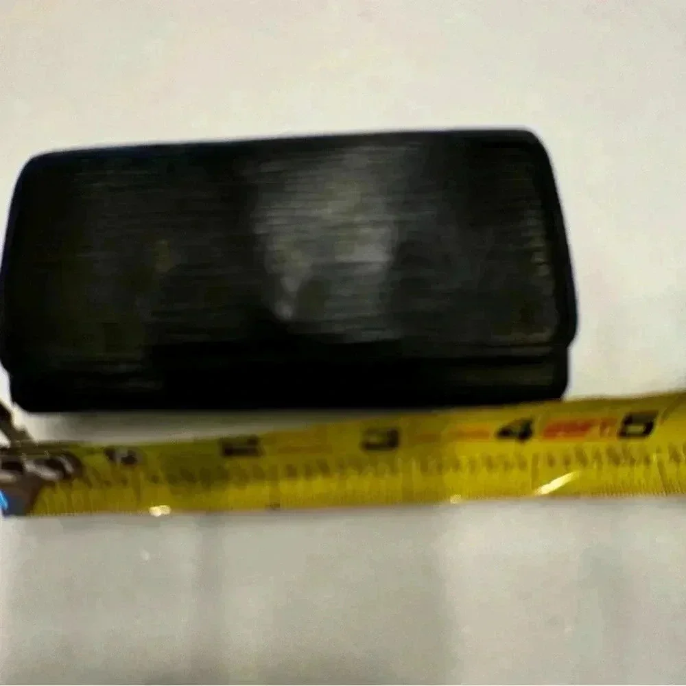 Louis Vuitton Black Leather Epi Key Holder 4 Rings Date Code  CA1907 unisex